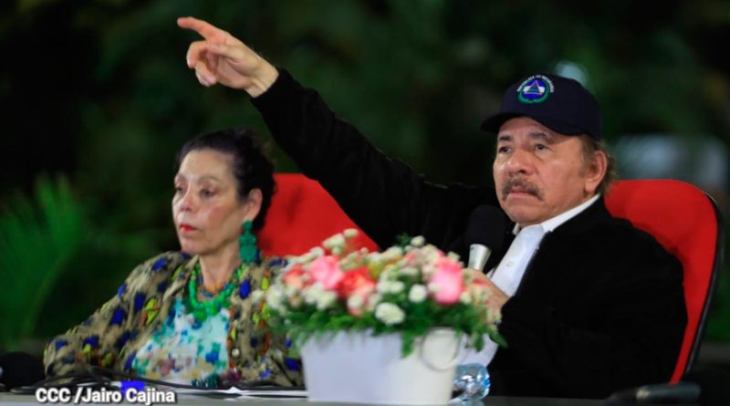 Comandante Daniel Ortega, Compañera Rosario Murillo en acto del 41 Aniversario de la Fuerza Naval del Ejército de Nicaragua