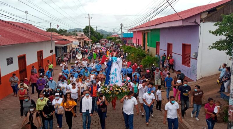 Tradicional tope de toros en Juigalpa, Chontales