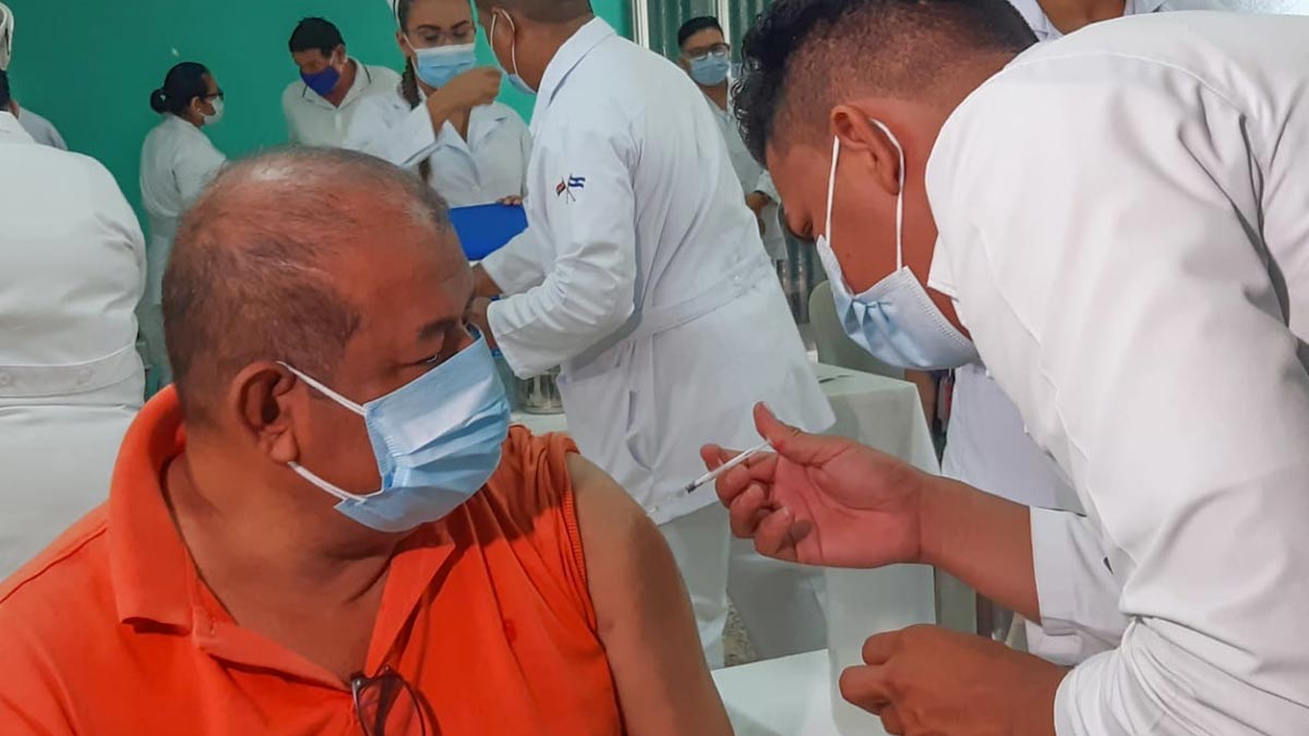 Más personas son vacunadas contra la Covid-19 en Nicaragua