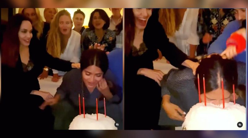 Angelina Jolie metió la cara de Salma Hayek en su pastel de cumpleaños