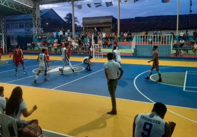Jugadores de Frente Sur Rivas durante el juego ante el Real Estelí.