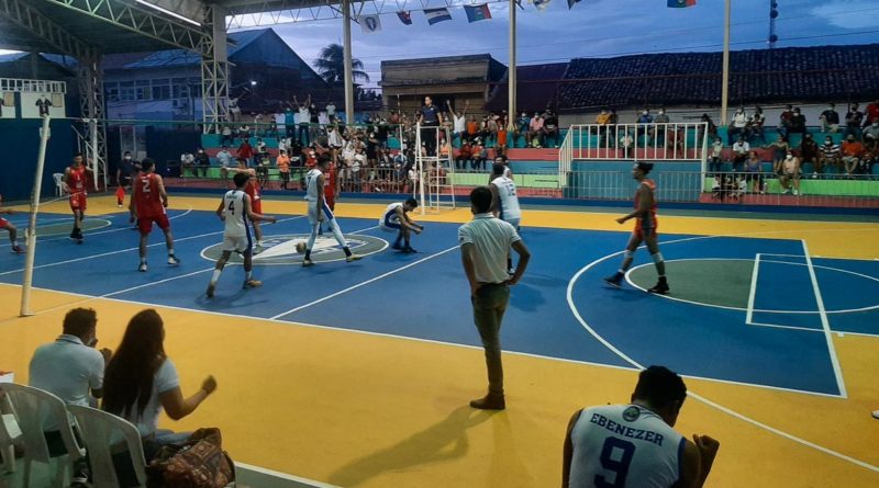 Jugadores de Frente Sur Rivas durante el juego ante el Real Estelí.