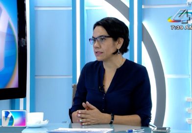 Loyda Barreda del Tecnológico Nacional en la Revista en Vivo, lunes 27 de septiembre
