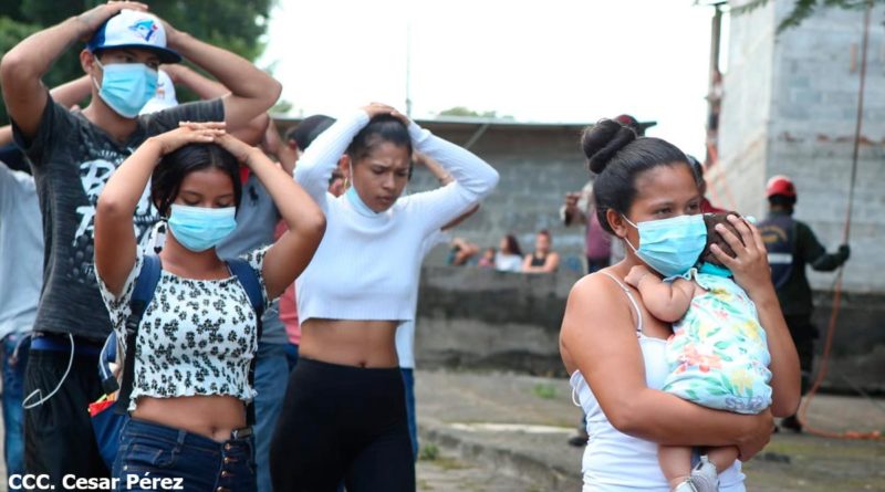 Nicaragüenses participando en el Tercer Ejercicio Nacional para Proteger la Vida