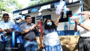 Familia del Barrio Carlos Fonseca en Managua recibe vivienda digna