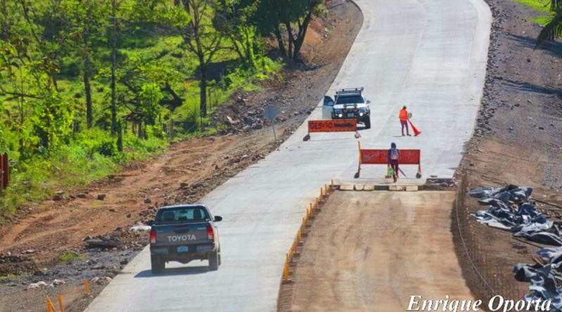 Carretera en construcción en Nicaragua