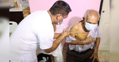 Familias de Managua continúan aplicándose voluntariamente la vacuna contra la Covid-19