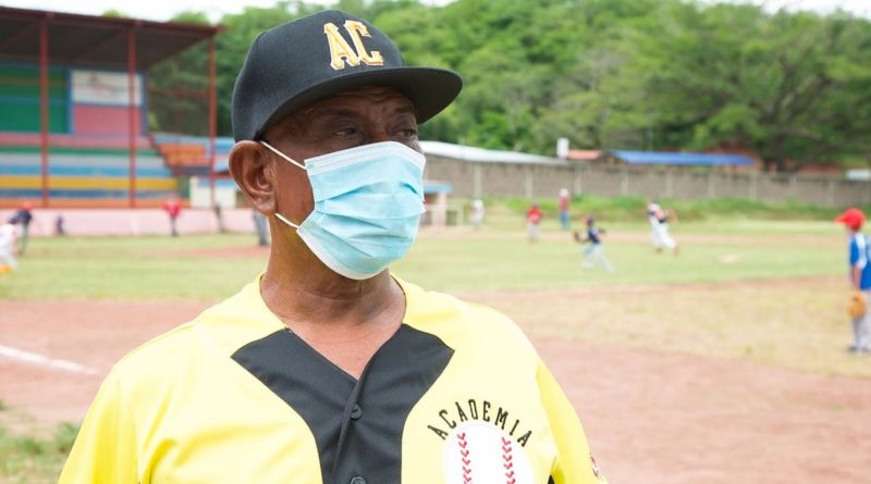 Julio Reyes, un "diamante" del béisbol nacional