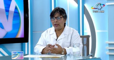 Ministra de Salud, Martha Reyes en la Revista en Vivo, miércoles 13 de octubre
