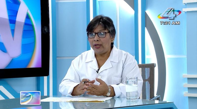 Ministra de Salud, Martha Reyes en la Revista en Vivo, miércoles 13 de octubre