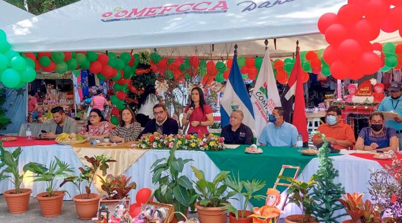 Presentación del plan “Navidades Familiares 2021” en los mercados a nivel nacional