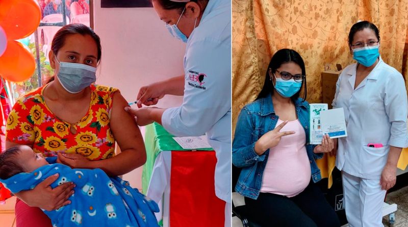 Embarazadas y madres lactantes siendo vacunada contra la COVID-19 en el Hospital Bertha Calderón de Managua.