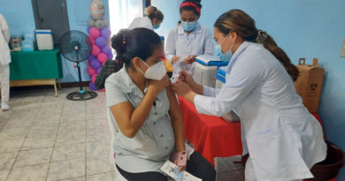 Embarazadas, puérperas y lactantes de Juigalpa, Chontales, reciben este lunes la primera dosis de la vacuna Pfizer