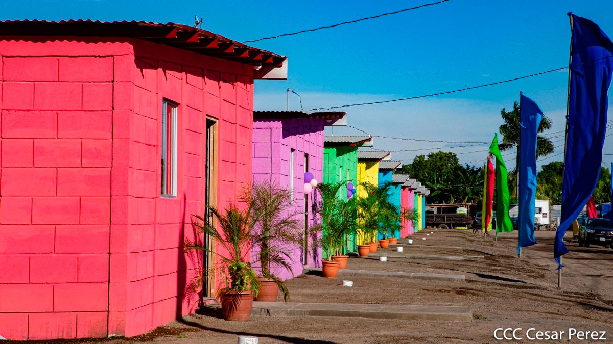 Gobierno Sandinista entrega 250 viviendas dignas a igual numero de familias en Managua