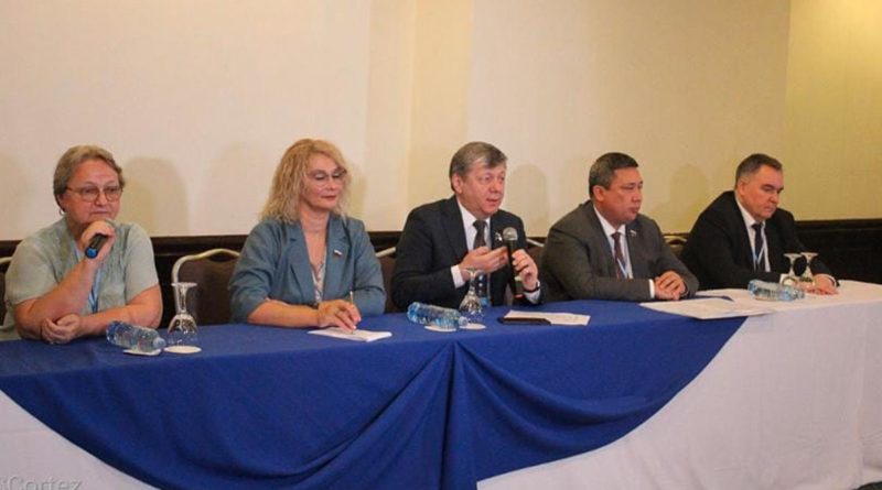 Acompañantes Electorales de Rusia y Abjasia en conferneica de prensa tras el cierre de las Elecciones Soberanas 2021.