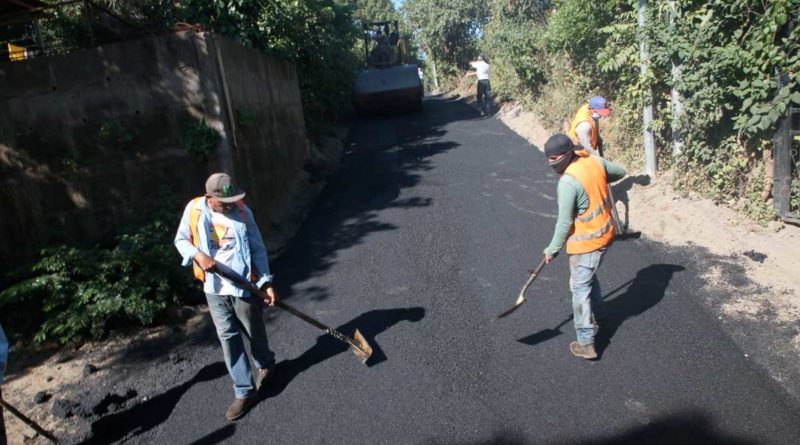 Construcción de calles para el Pueblo en la comarca San Isidro de la Cruz Verde