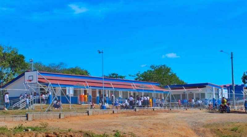 Vista del centro educativo Las Cruces en Mozonte