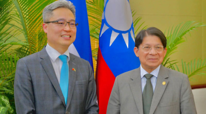 Iván Yueh-Jung Lee, nuevo embajador de Taiwán junto al Canciller Denis Moncada