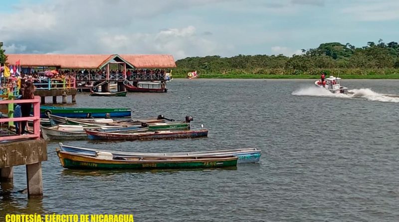 Fuerza Naval brindó protección a Carnaval Acuático realizado en Río San Juan