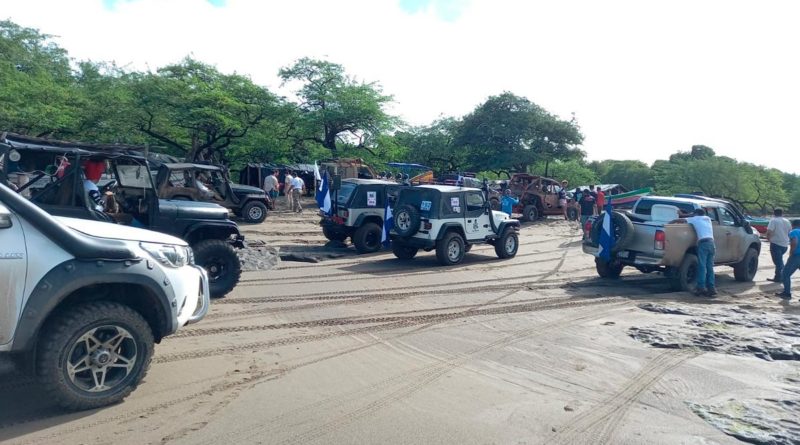 Vehículos que participan en el Rally 4x4 “Soberanía 2021”