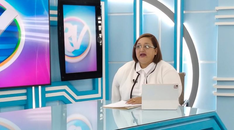 Presidenta del CSE, Brenda Rocha en la Revista en Vivo con Alberto Mora, lunes 1 de noviembre de 2021