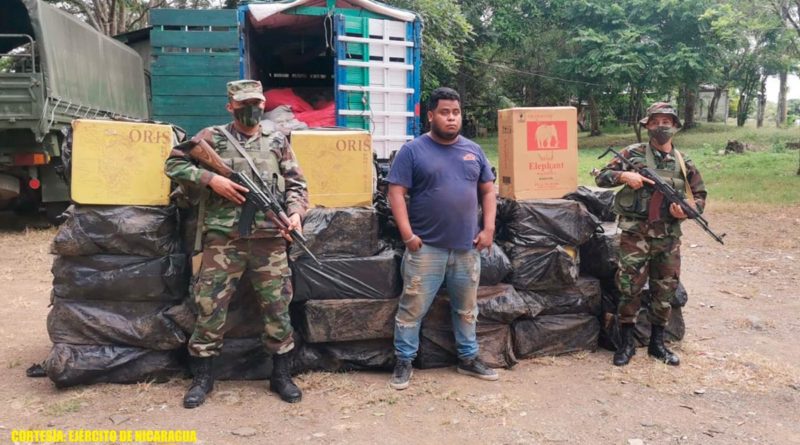 Ciudadano Yoro Antonio Jiménez de nacionalidad nicaragüense, quien ingresó por paso no habilitado al país, procedente de Costa Rica, ocupándole 28,000 cajetillas de cigarrillos, introducidos de contrabando