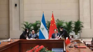 Firma en Tianjin el Comunicado Conjunto sobre el Restablecimiento de las Relaciones Diplomáticas entre la República Popular China y la República de Nicaragua.🇨🇳🇳🇮