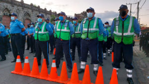 Agentes de la Policía Nacional iniciando con el plan Belén