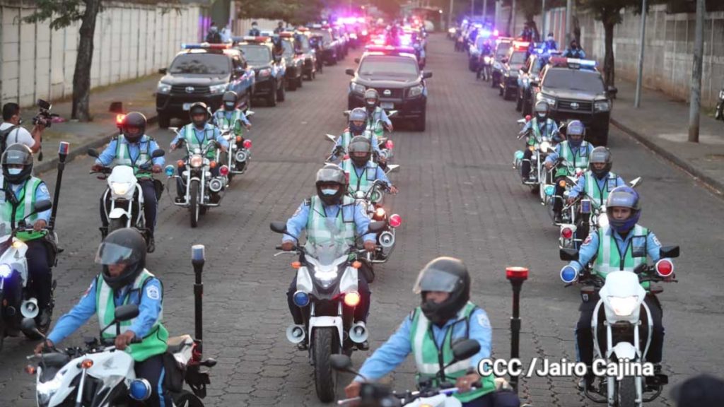 Efectivos de la Policía Nacional durante el lanzamiento del Plan María