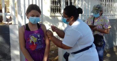 Brigadas de vacunación contra la COVID-19 visitan Barrio La Luz en Managua