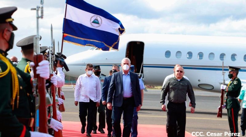 Presidente de Cuba, Miguel Díaz-Canel llegando al Aeropuerto Internacional Augusto C. Sandino de Managua, Nicaragua.