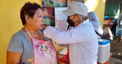 MINSA continúa jornada de vacunación contra la COVID-19 en barrios de Managua