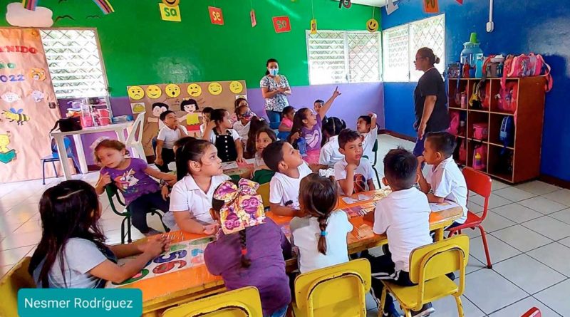 Niños y niñas en el centro de Desarrollo Infantil de las Américas 2