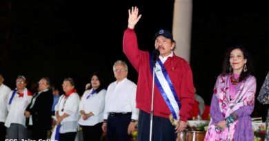 Comandante Presidente Daniel Ortega y la Compañera Rosario Murillo, luego de ser juramentado para su nuevo Gobierno