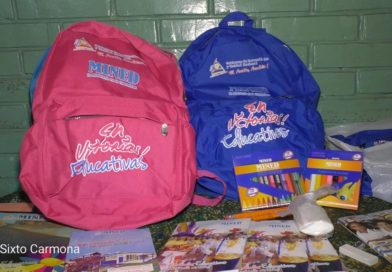 Paquetes escolares llegan al municipio de Rivas