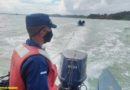 Fuerza Naval tras el rescate de los tripulantes y la panga en el Caribe Nicaragüense
