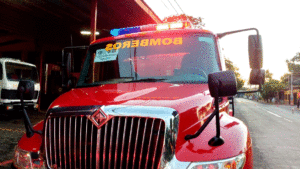 Foto Multinoticias / Camiones de bomberos que estarán al servicio de la población en la estación de bomberos en La Sabana, Madriz
