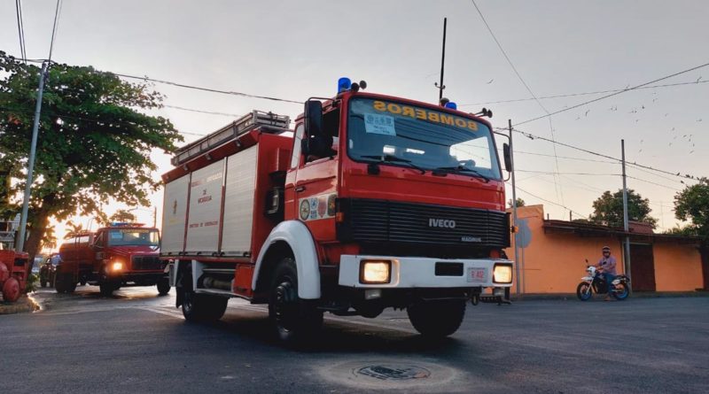 Camiones de bomberos que fueron enviados a la nueva estación en San Sebastián de Yalí