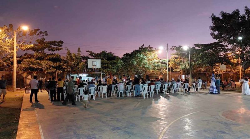 Iluminación en uno de los parques de la ciudad de Chinandega