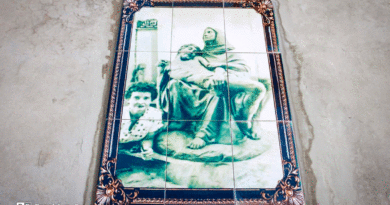 Mosaico de Edith Gron devalado por la Alcaldía de Managua en la tumba de la escultora en el Cementerio General de Managua.