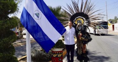 Compañero Juan Carlos Gutiérrez Madrigal, Embajador de Nicaragua durante la colocación de la bandera en la Avenida de las Naciones en Teotihuacán