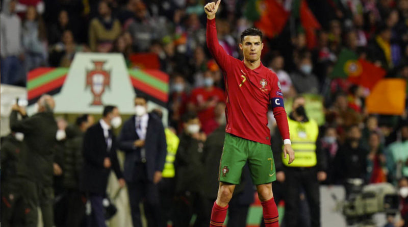 Cristiano Ronaldo durante el partido contra Macedonia rumbo al Mundial Qatar 2022