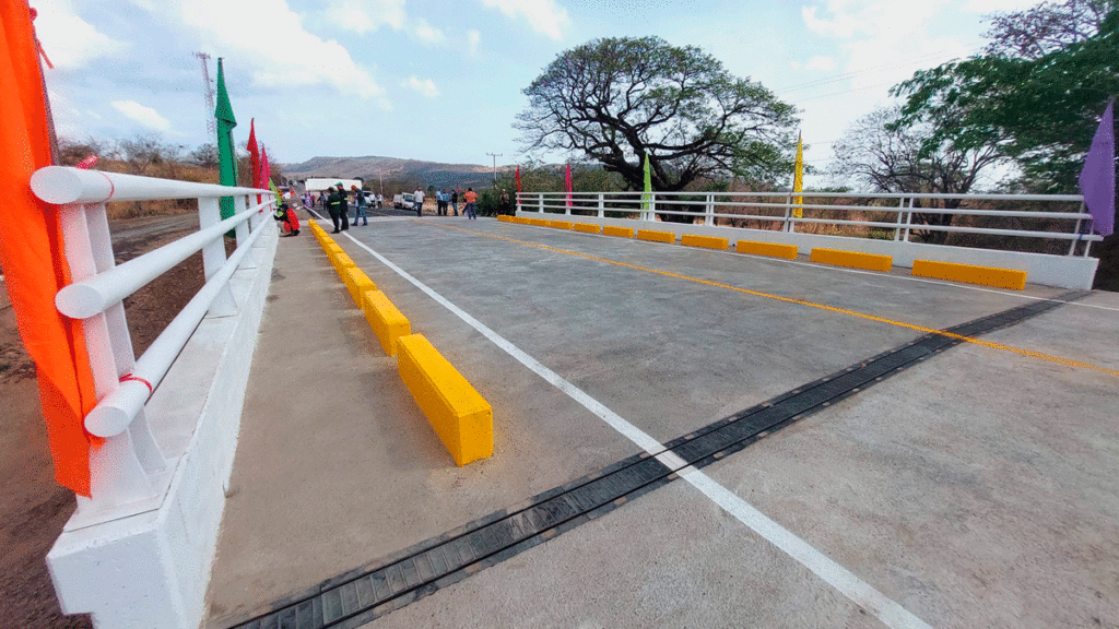 Nuevo puente El Cedral en Comalapa, Chontales