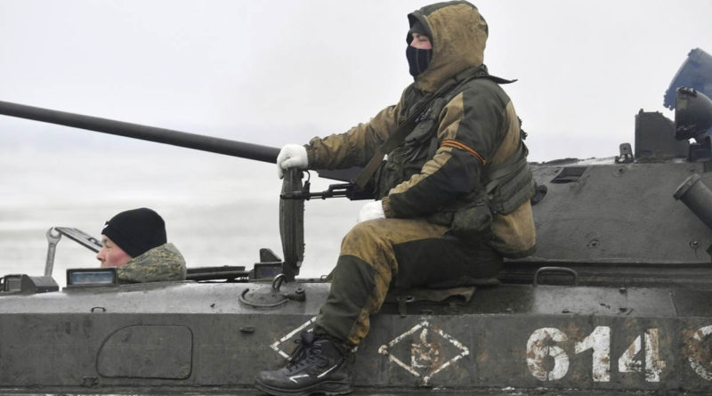 Militares rusos cerca de la frontera con Ucrania en la región rusa de Bélgorod, el 1 de marzo de 2022.