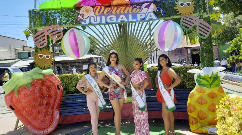 Jóvenes que compiten por ser la Reina del Verano 2022 en Juigalpa
