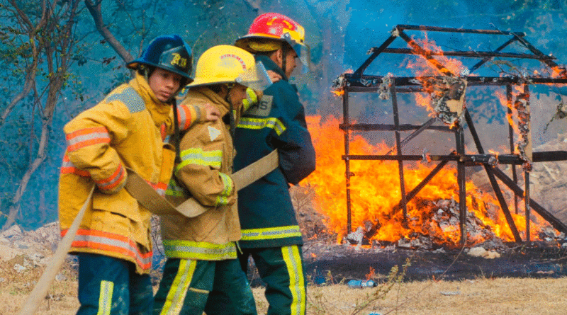 Bomberos en Ocotal participando en Ejercicio Nacional Multiamenazas de Preparación y Protección de la Vida