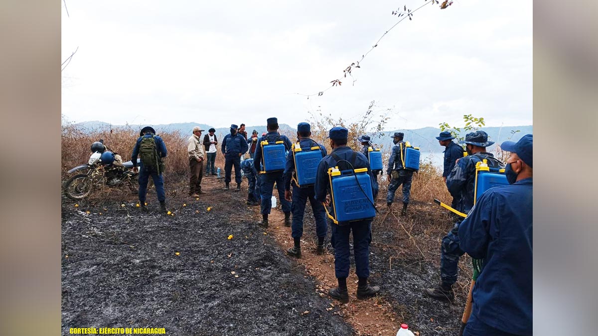 Ejército de Nicaragua participó en sofocación de incendio en Granada