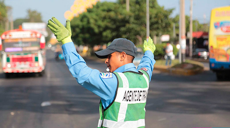 Agente de tránsito de la Policía Nacional de Nicaragua