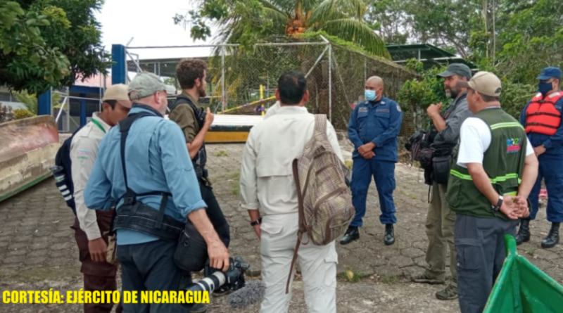 Apoyo al equipo de filmación del programa “Last of the Giants” de Discovery Channel, quienes realizaron recursos fílmicos vía fluvial en 2 millas náuticas de navegación en el río San Juan.