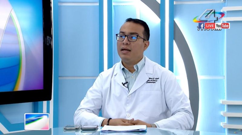 Dr. Cristian Toledo, del Ministerio de Salud en la Revista En Vivo con Alberto Mora, 27 abril 2022